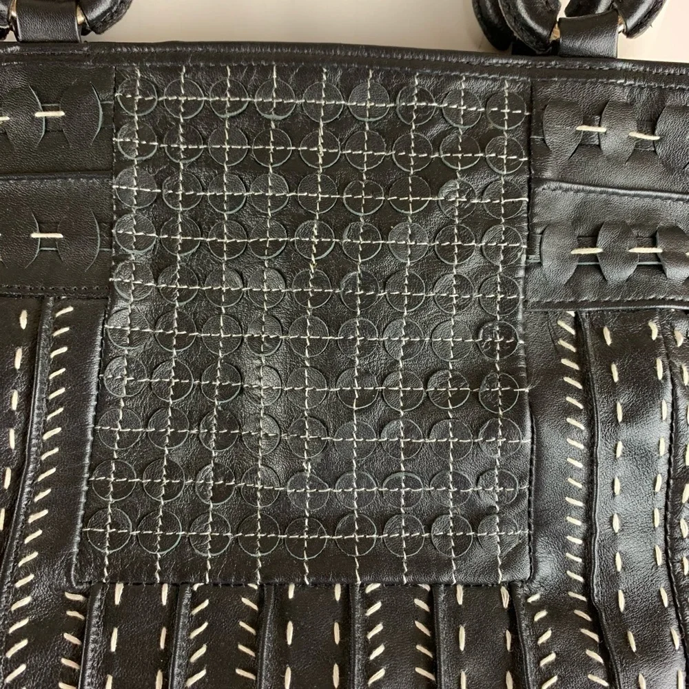 Clever Carriage Company Leather Purse